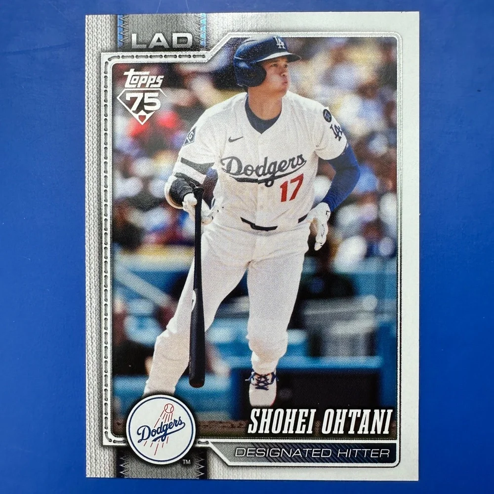 Three Shohei Ohtani cards (Two 2026 Topps cards) - Picture 4 of 7